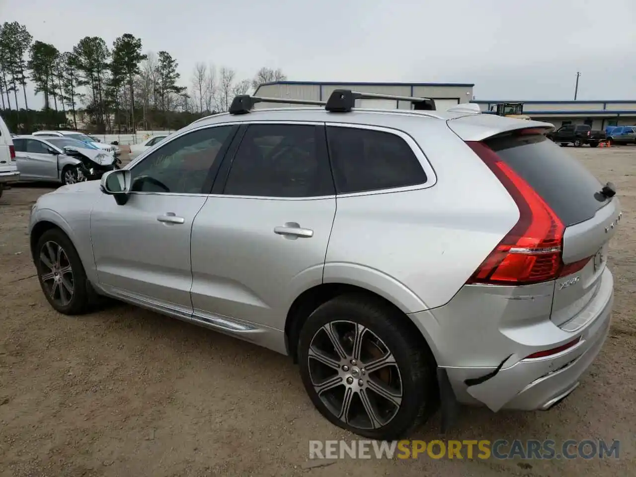 3 Photograph of a damaged car YV4102DL3L1580733 VOLVO XC60 2020