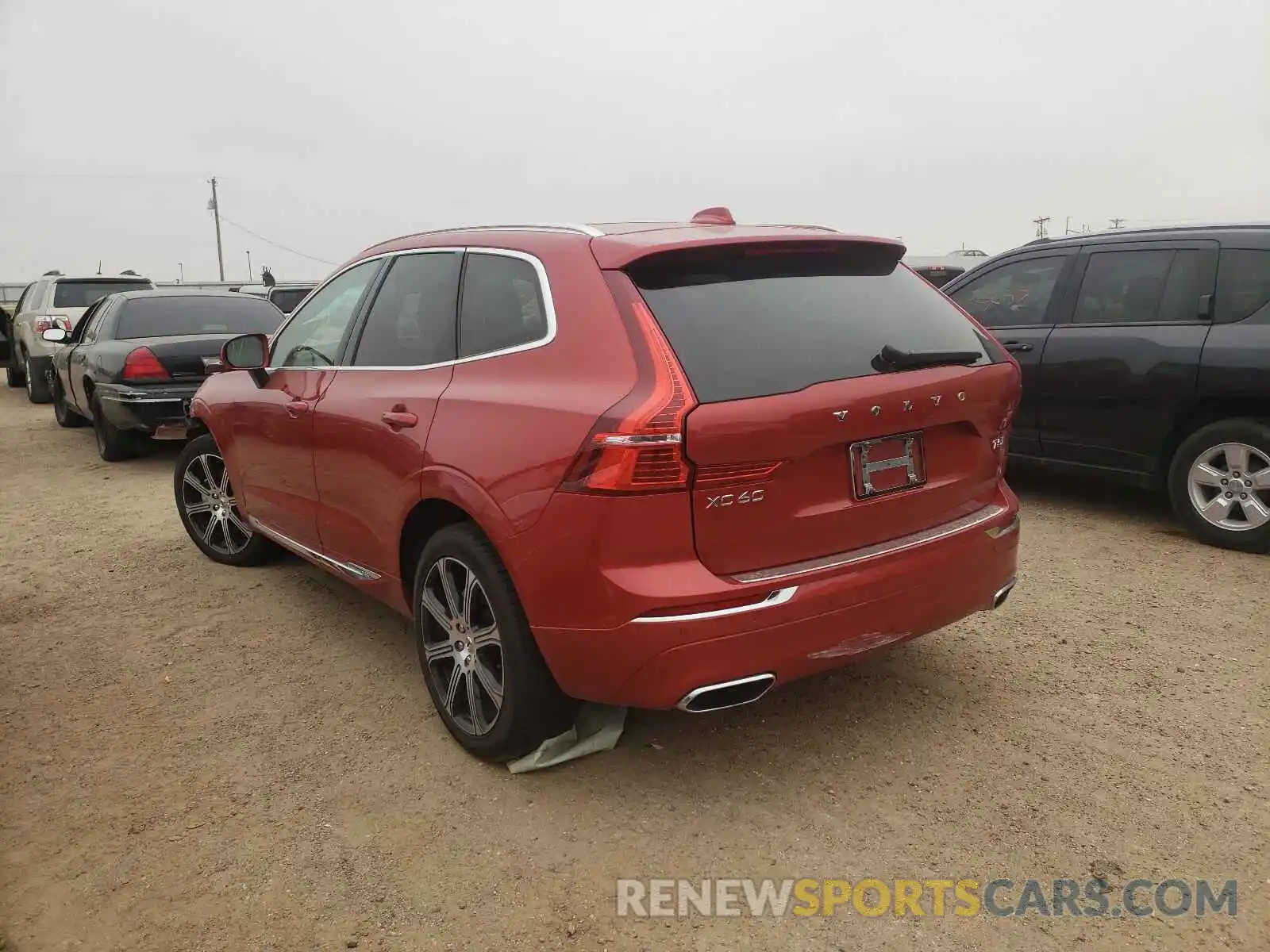 3 Photograph of a damaged car YV4102DL8L1517501 VOLVO XC60 2020