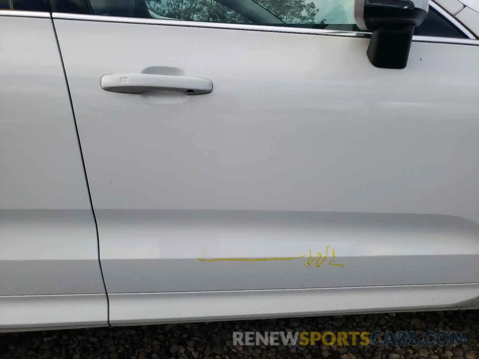 9 Photograph of a damaged car YV4102RK0L1525740 VOLVO XC60 2020