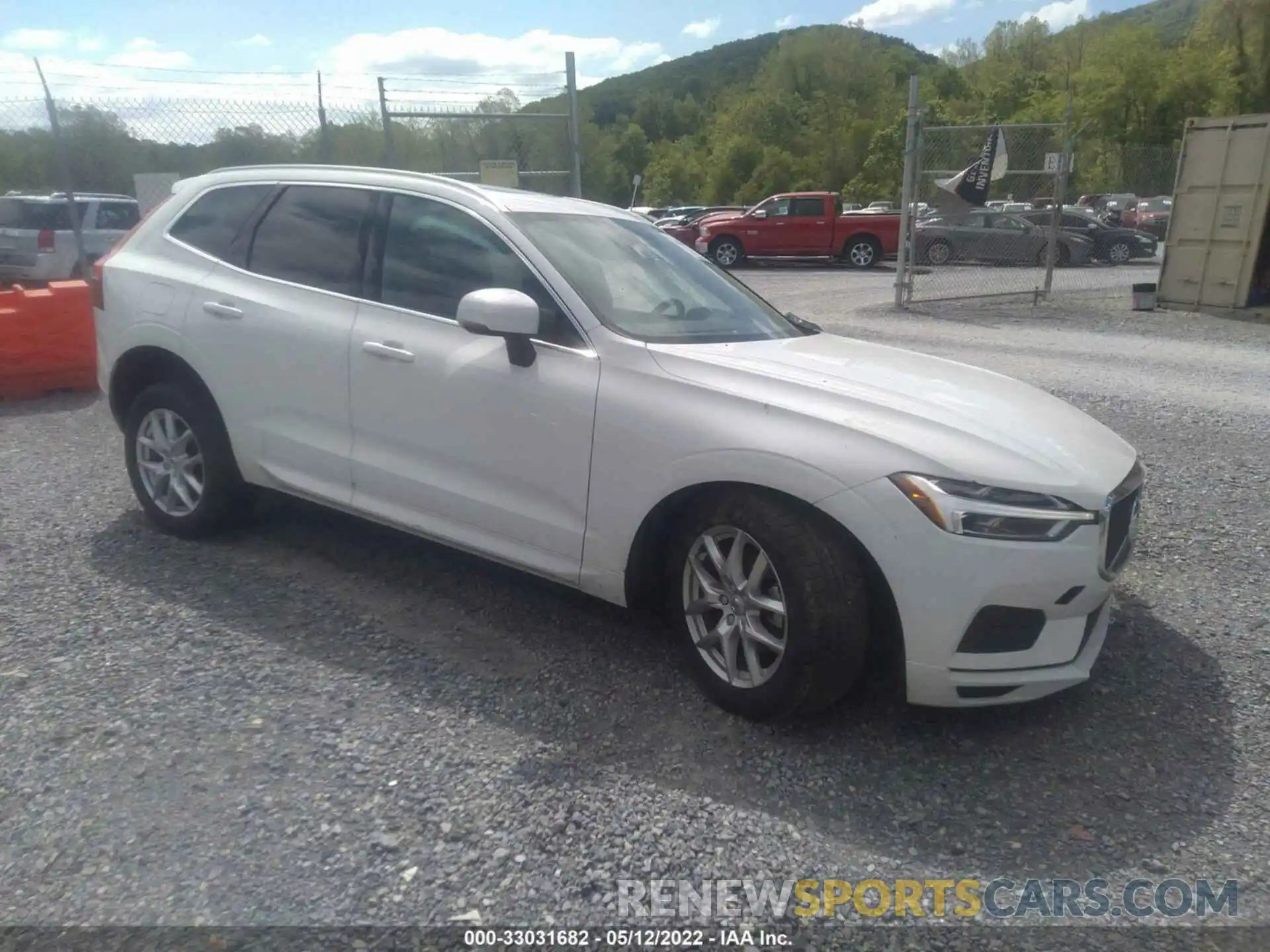 1 Photograph of a damaged car YV4102RK0L1583170 VOLVO XC60 2020