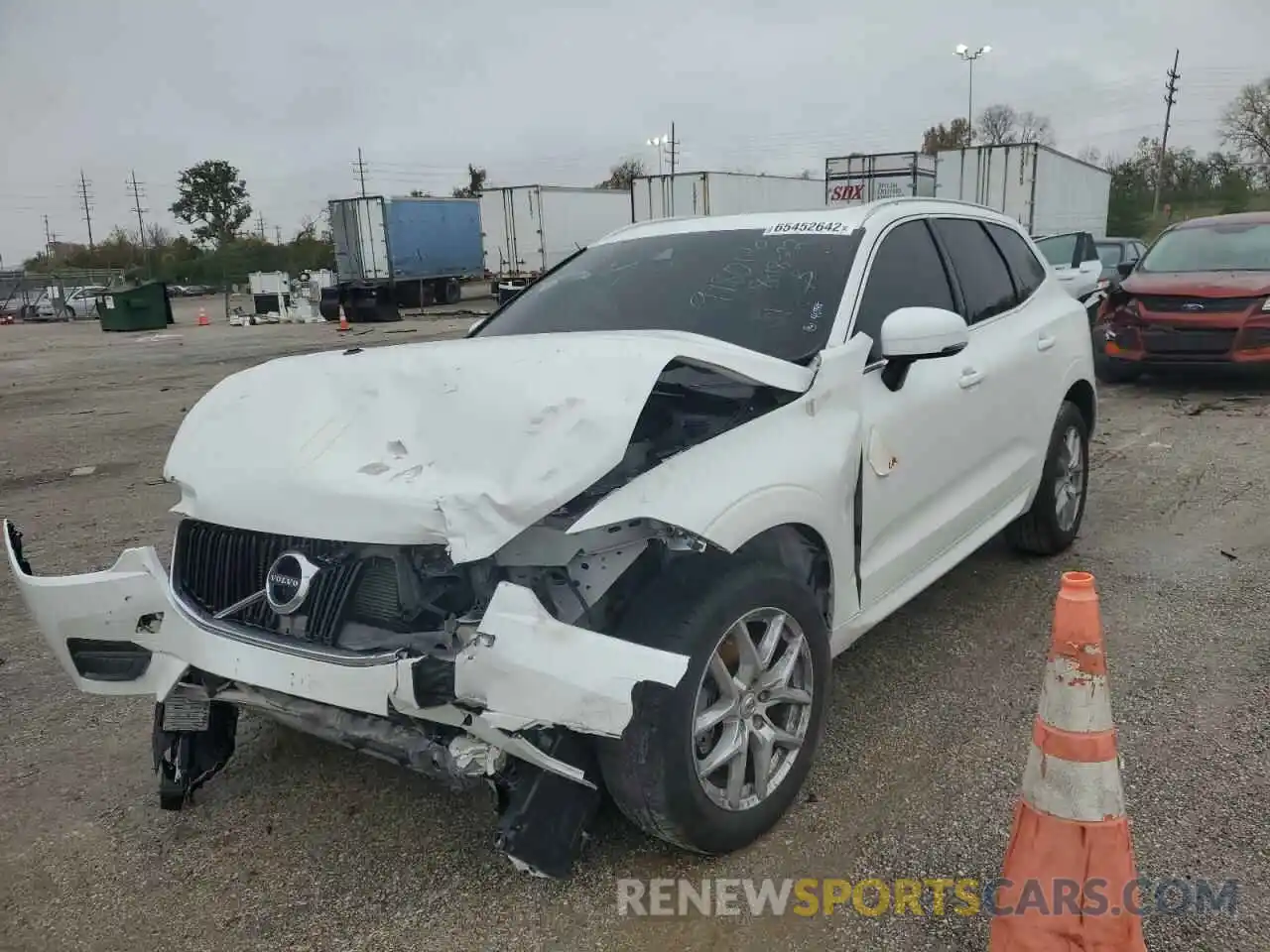 2 Photograph of a damaged car YV4102RK0L1584688 VOLVO XC60 2020