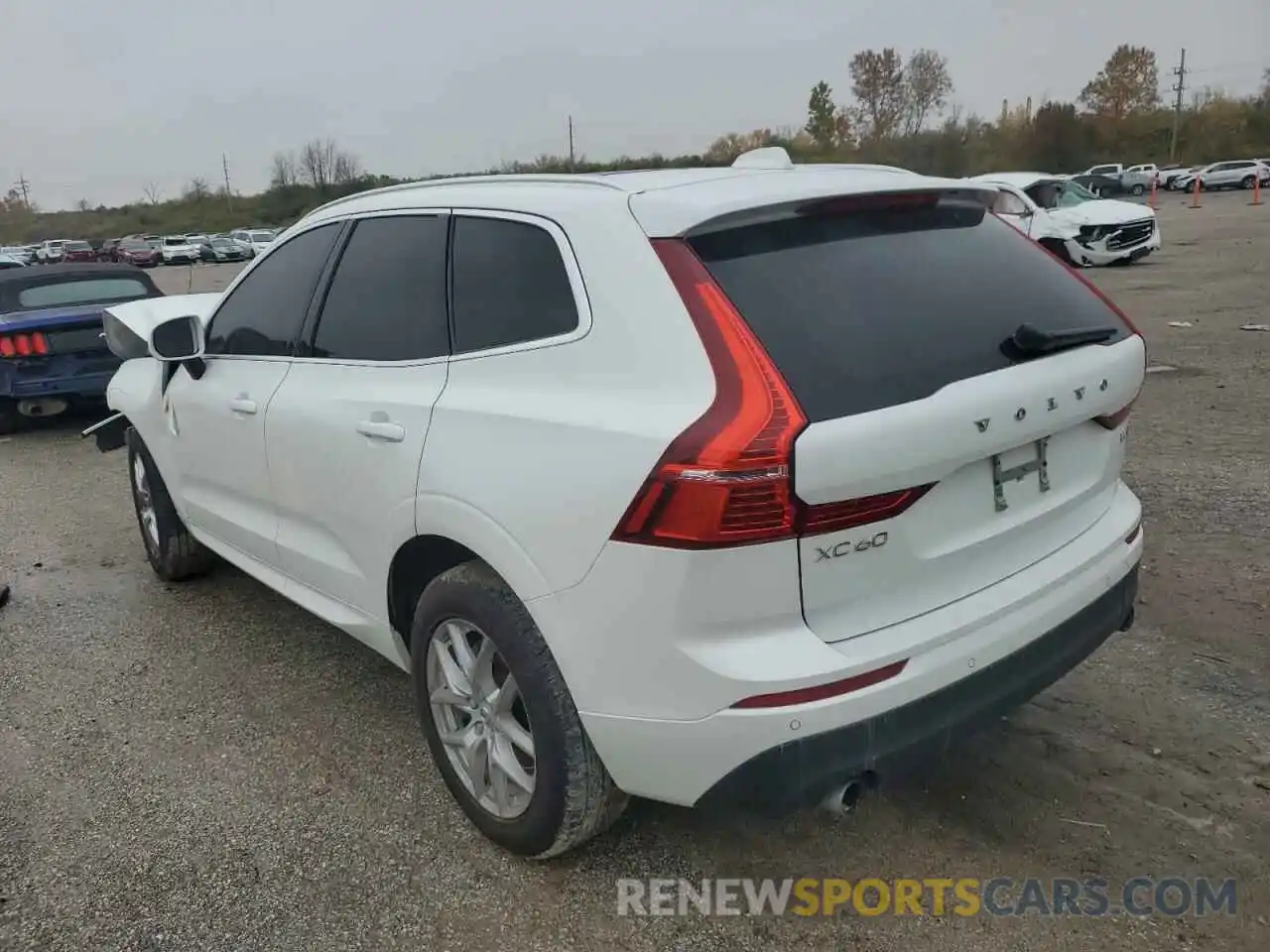 3 Photograph of a damaged car YV4102RK0L1584688 VOLVO XC60 2020