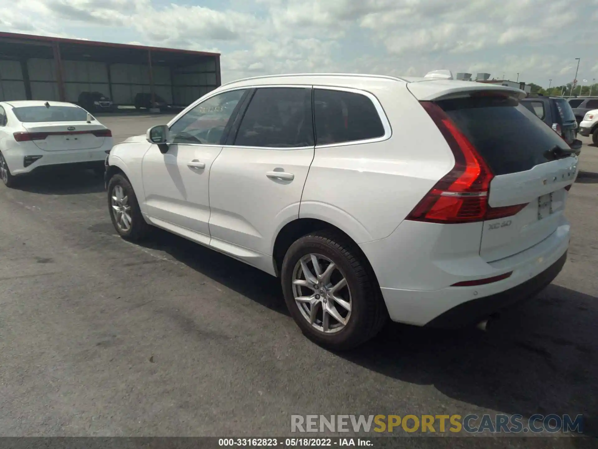 3 Photograph of a damaged car YV4102RK1L1584408 VOLVO XC60 2020