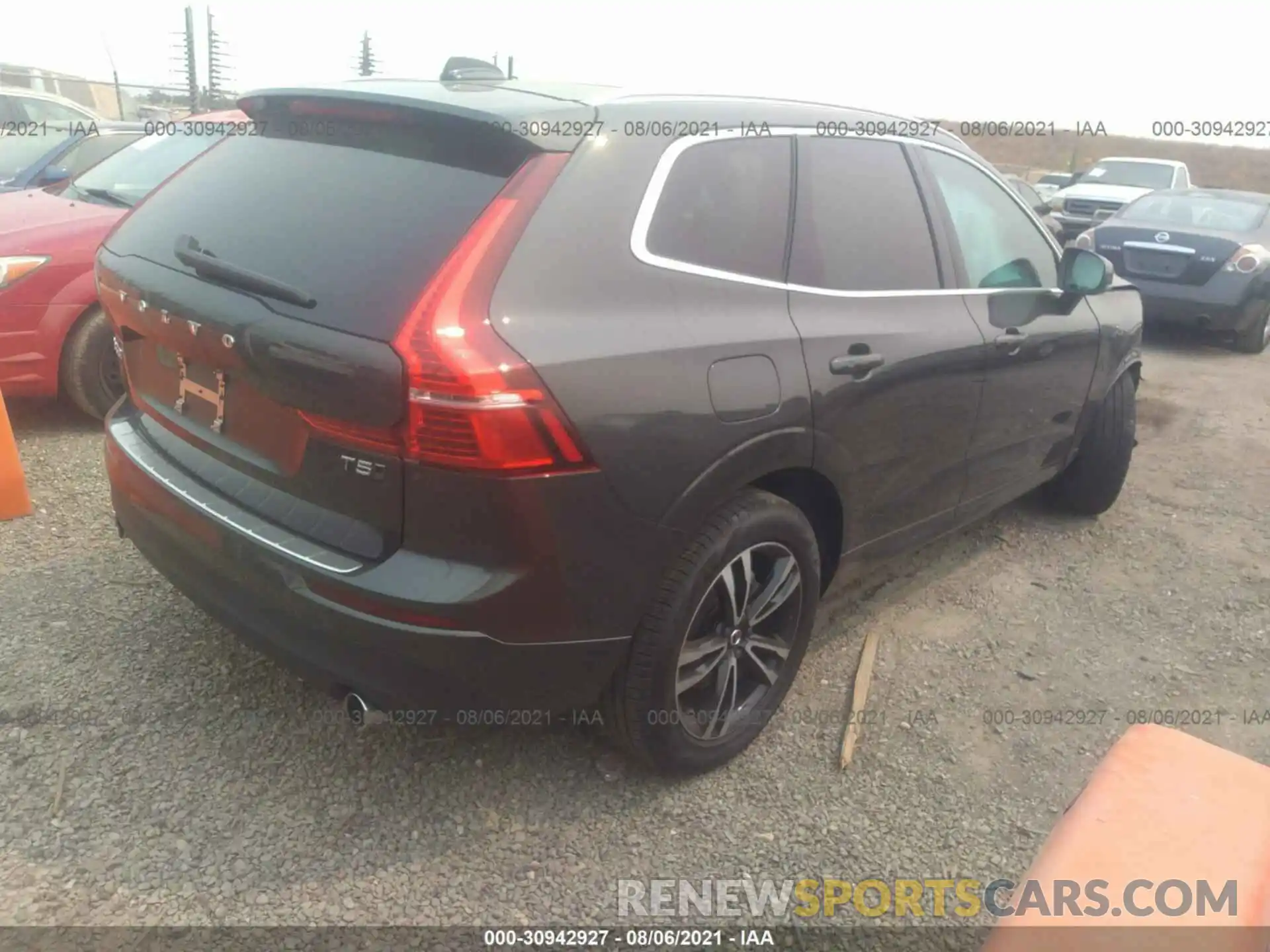 4 Photograph of a damaged car YV4102RK3L1491454 VOLVO XC60 2020