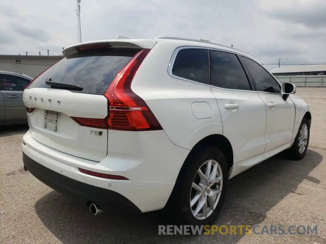 4 Photograph of a damaged car YV4102RK4L1599226 VOLVO XC60 2020