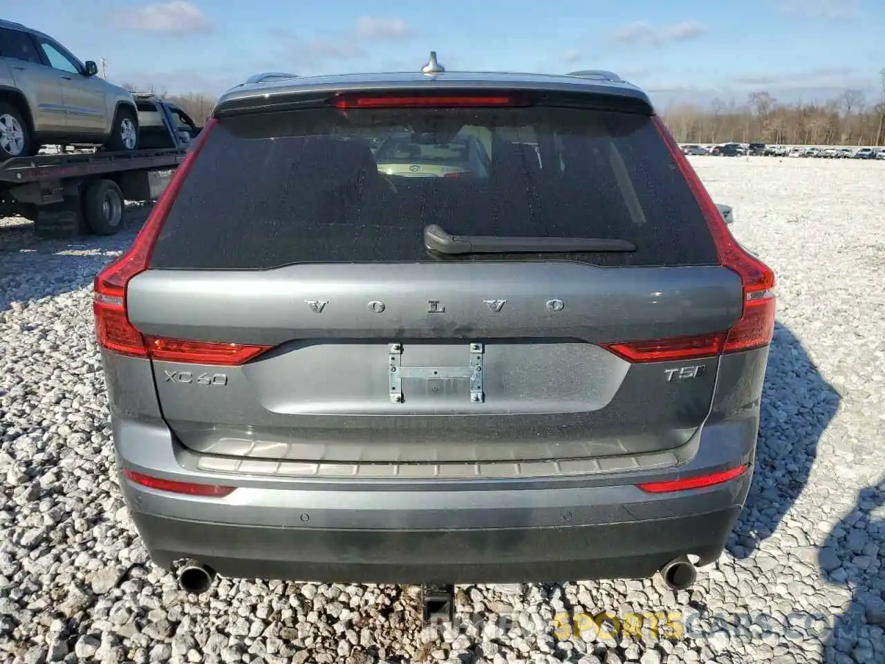 6 Photograph of a damaged car YV4102RK5L1598327 VOLVO XC60 2020