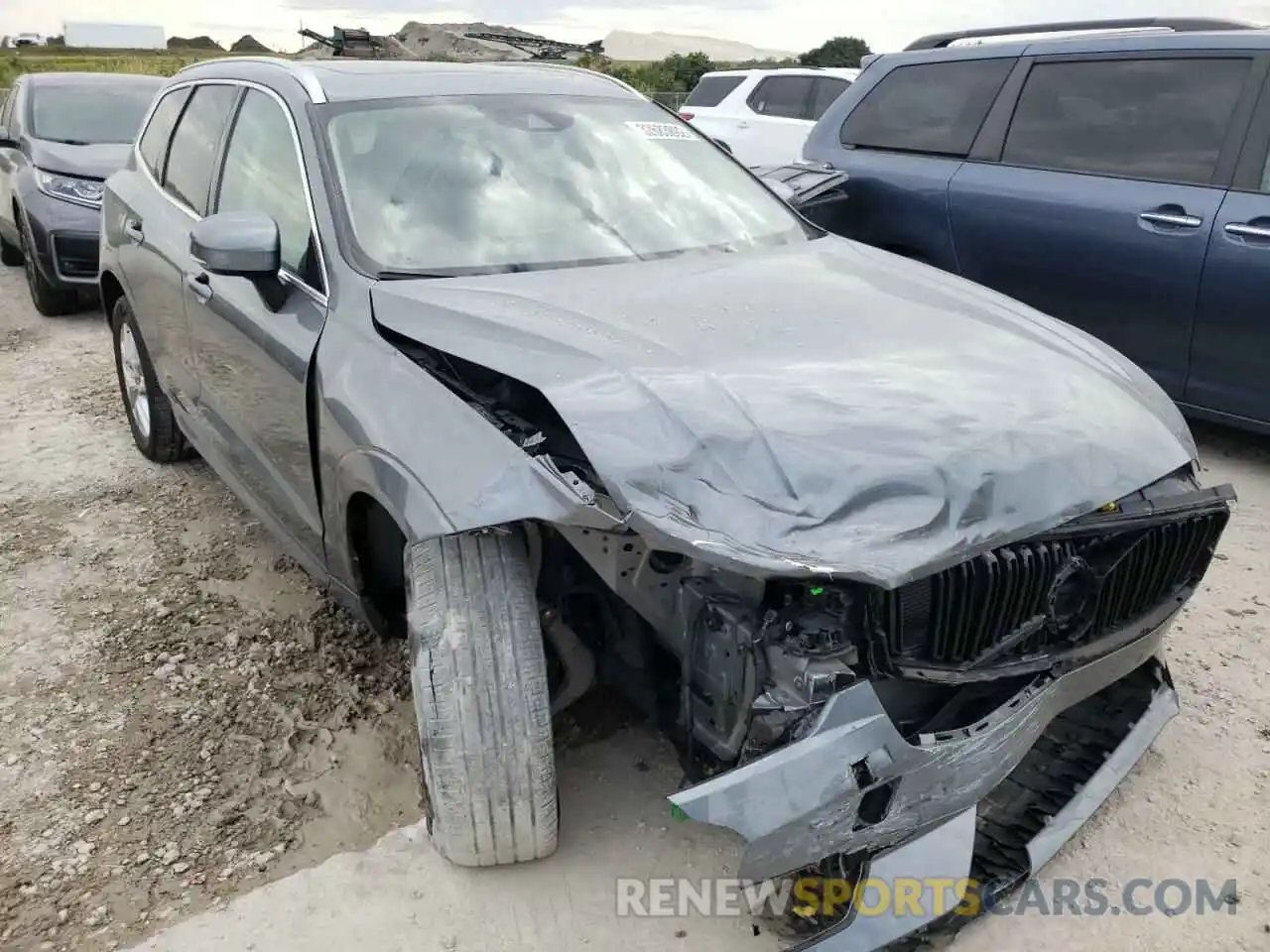 1 Photograph of a damaged car YV4102RK6L1440515 VOLVO XC60 2020