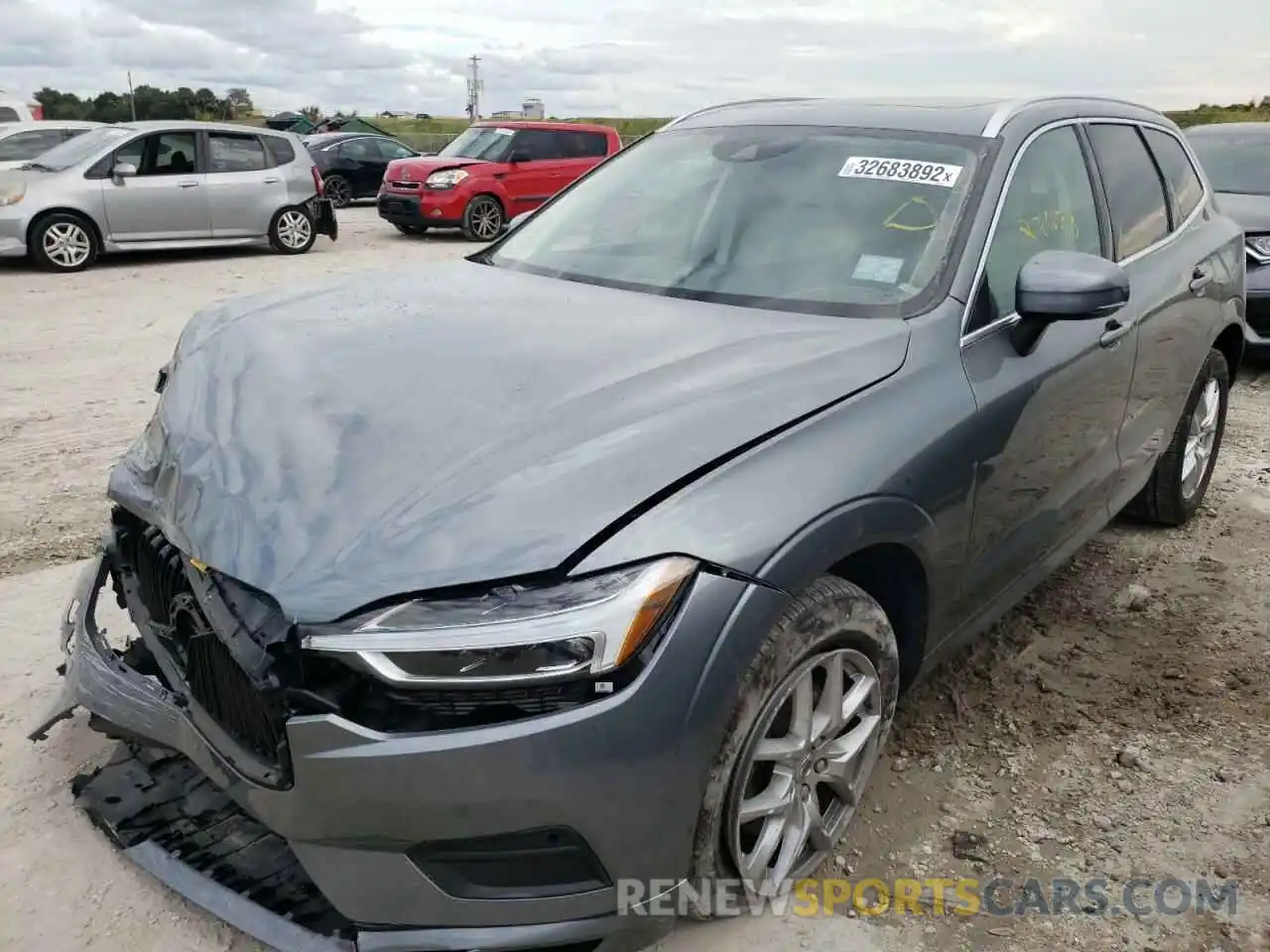 2 Photograph of a damaged car YV4102RK6L1440515 VOLVO XC60 2020