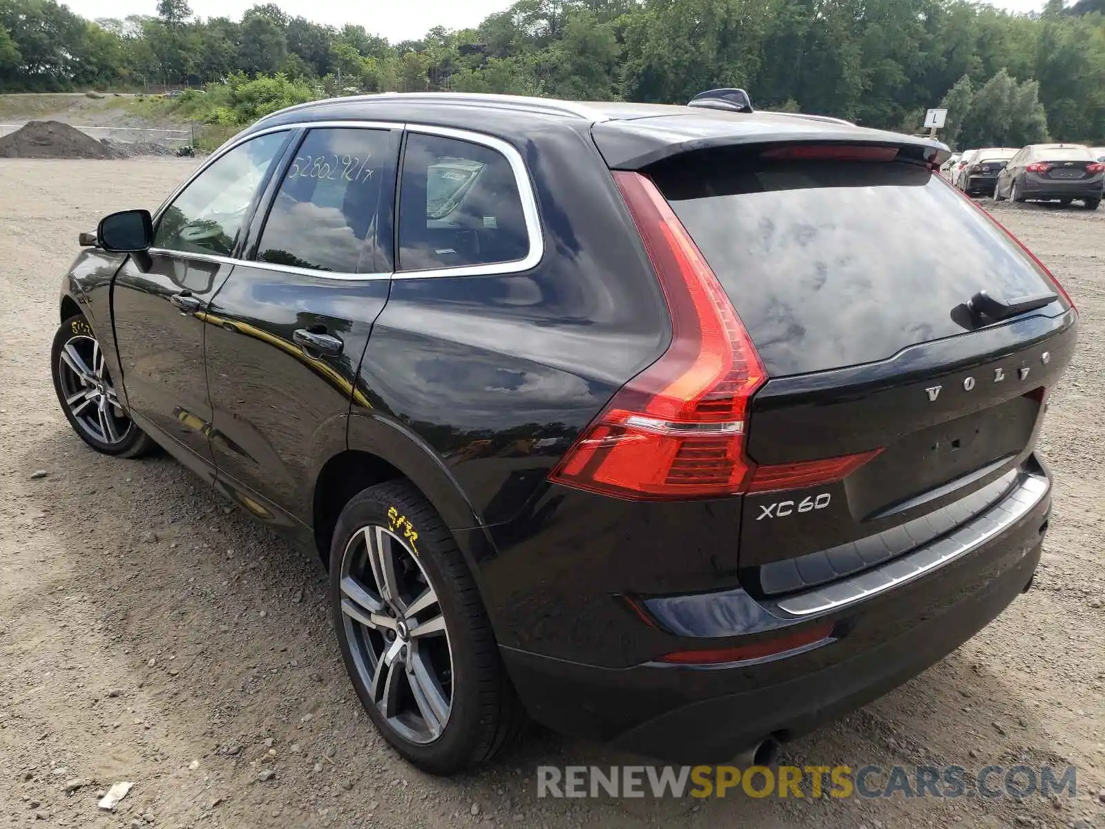 3 Photograph of a damaged car YV4102RK7L1436618 VOLVO XC60 2020