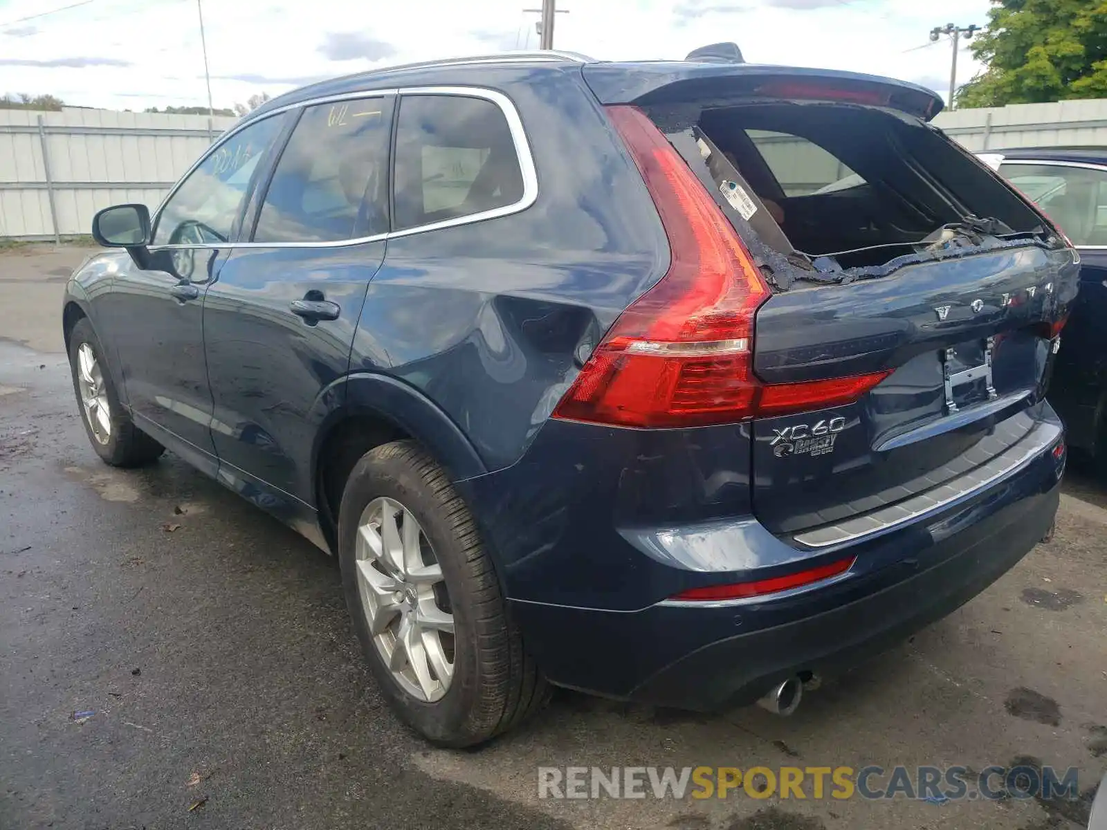 3 Photograph of a damaged car YV4102RK7L1494972 VOLVO XC60 2020