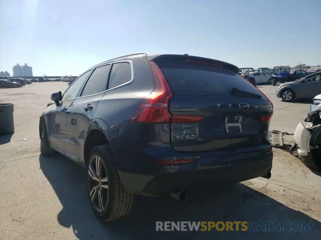 3 Photograph of a damaged car YV4102RK9L1432215 VOLVO XC60 2020