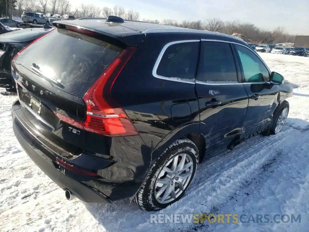 4 Photograph of a damaged car YV4102RKXL1511652 VOLVO XC60 2020