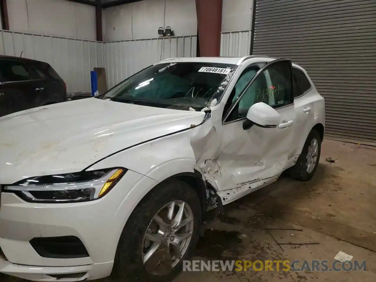 9 Photograph of a damaged car YV4102RKXL1522053 VOLVO XC60 2020