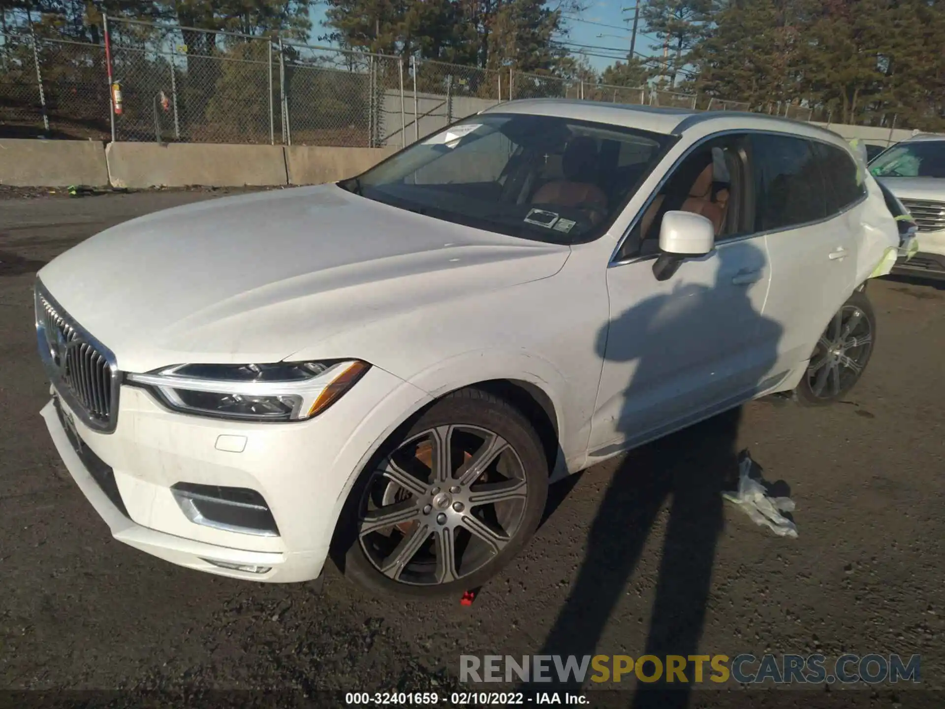 2 Photograph of a damaged car YV4102RL0L1488259 VOLVO XC60 2020