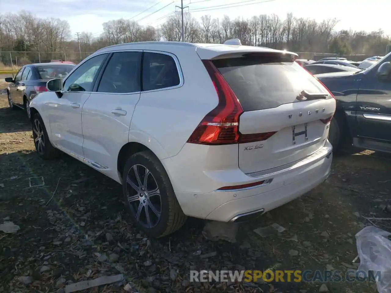 3 Photograph of a damaged car YV4102RL0L1565356 VOLVO XC60 2020