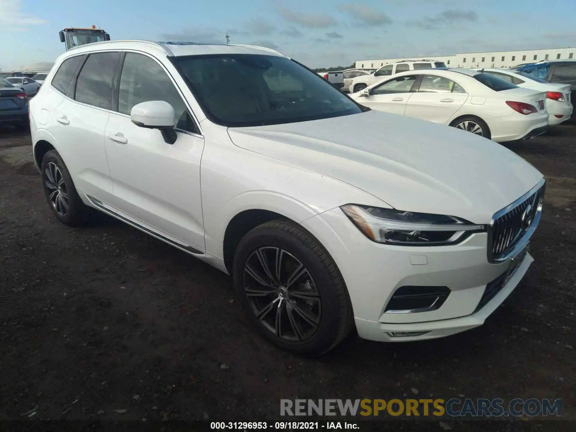 1 Photograph of a damaged car YV4102RL1L1508454 VOLVO XC60 2020