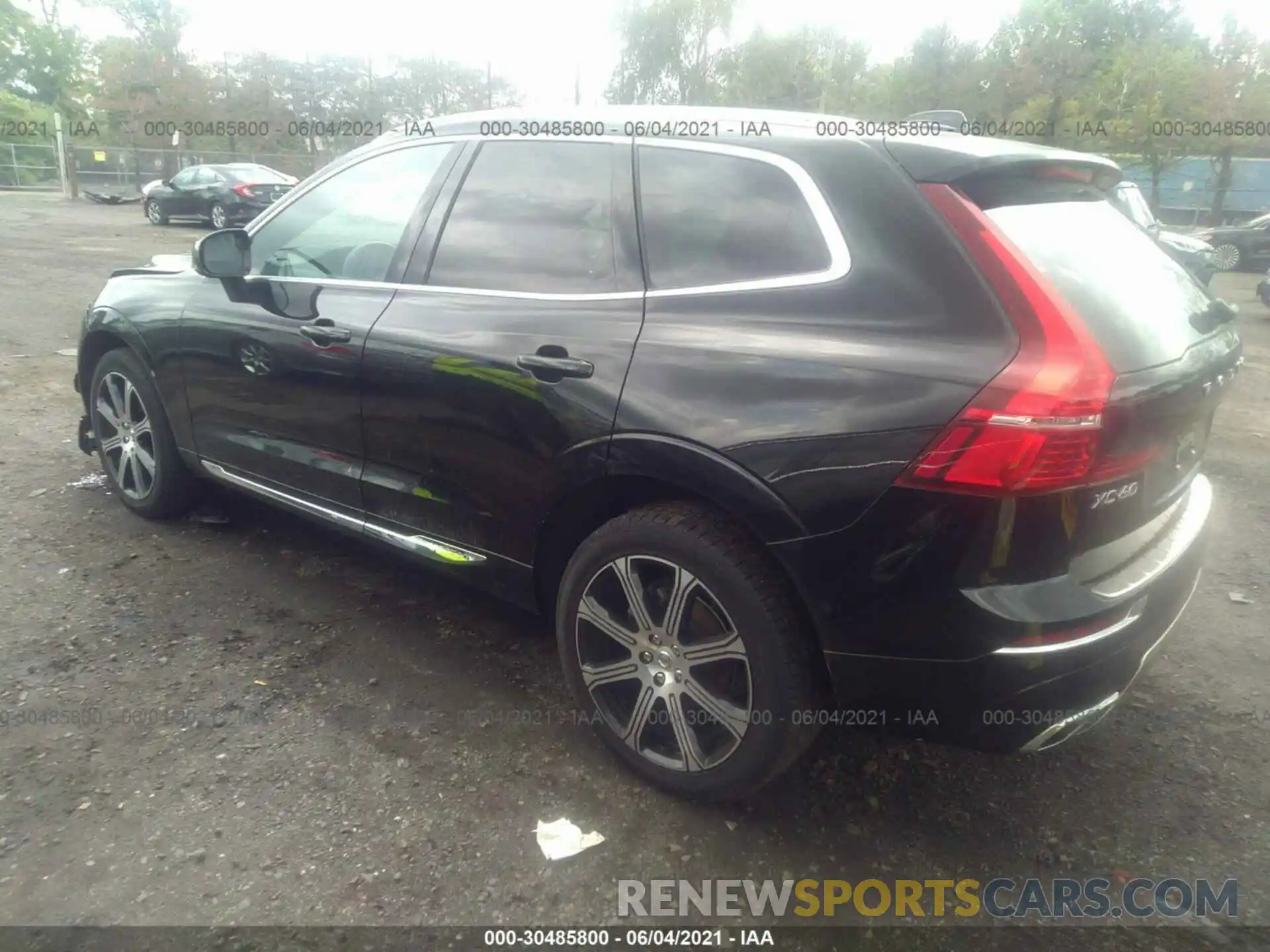 3 Photograph of a damaged car YV4102RL4L1531338 VOLVO XC60 2020