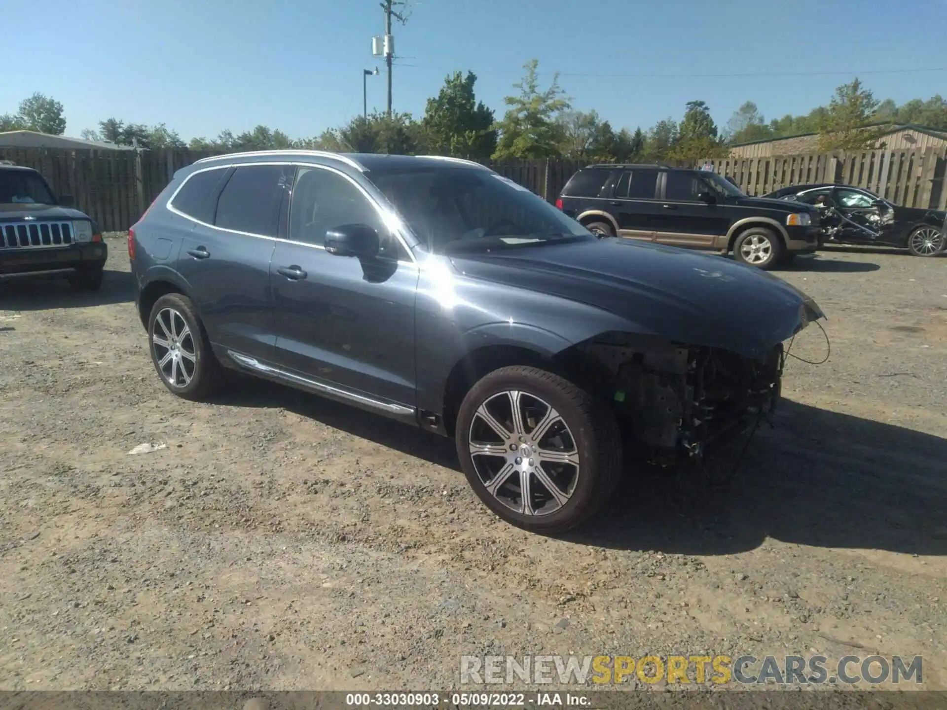 1 Photograph of a damaged car YV4102RL5L1591130 VOLVO XC60 2020