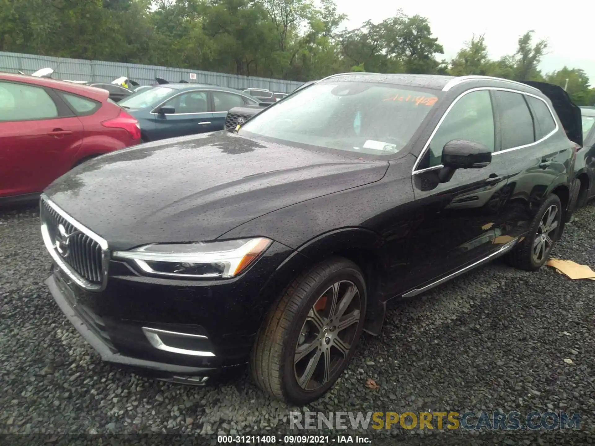 2 Photograph of a damaged car YV4102RL6L1427918 VOLVO XC60 2020