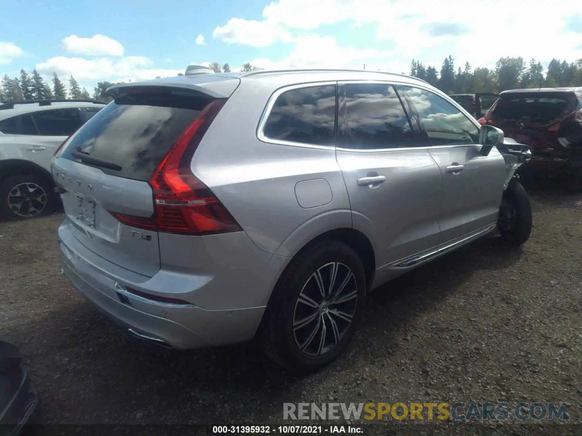 4 Photograph of a damaged car YV4102RL6L1575258 VOLVO XC60 2020