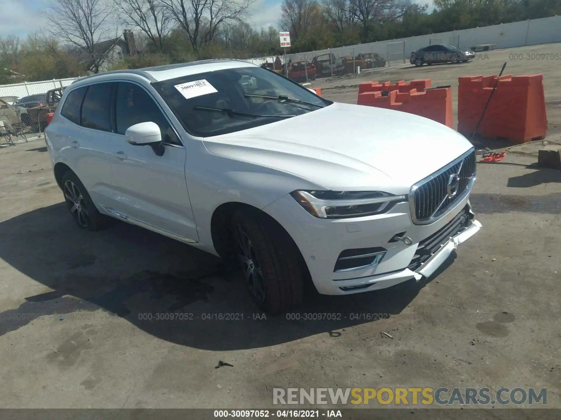 1 Photograph of a damaged car YV4102RL7L1420508 VOLVO XC60 2020