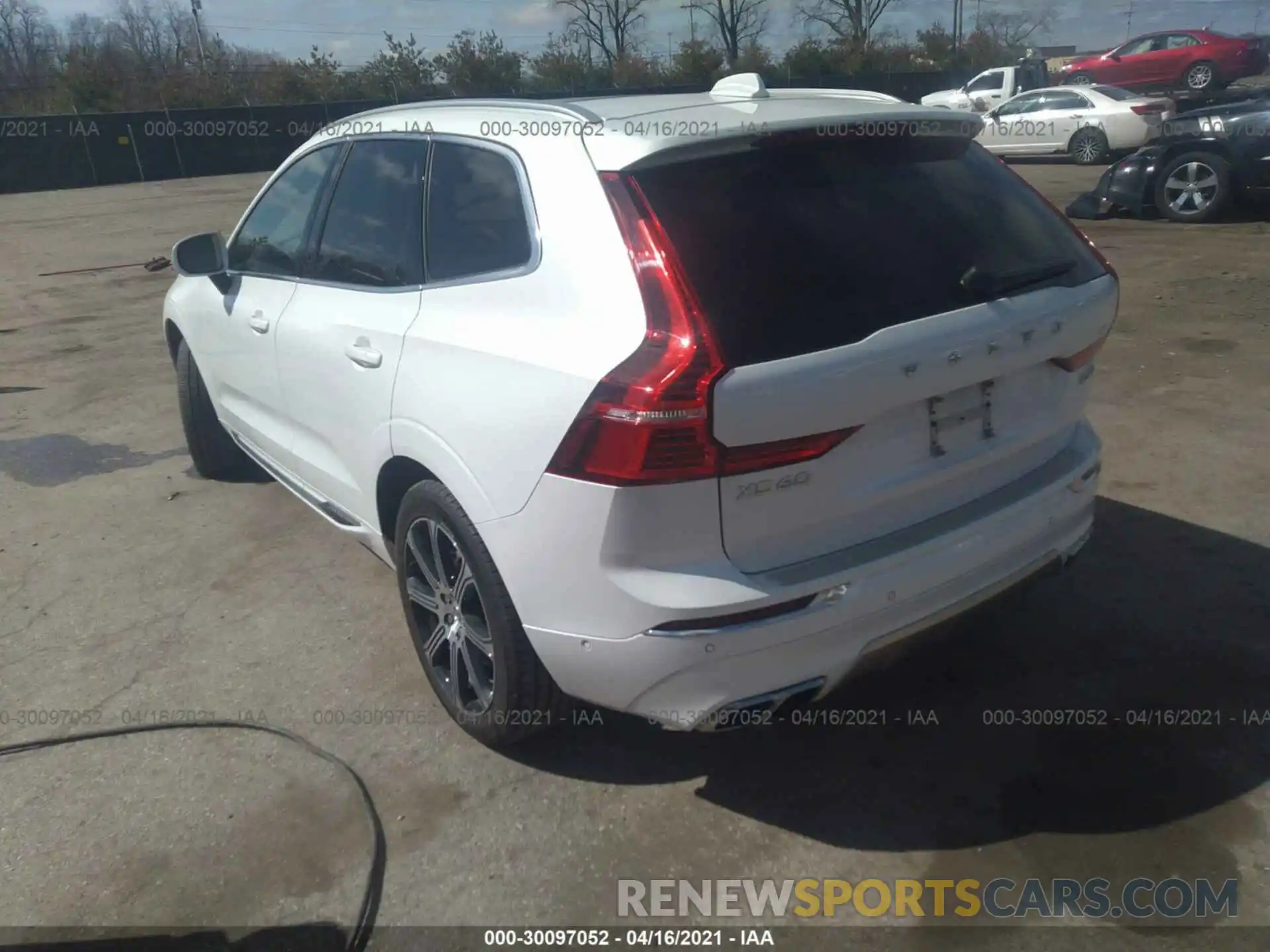 3 Photograph of a damaged car YV4102RL7L1420508 VOLVO XC60 2020