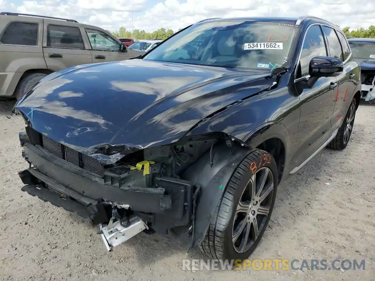 2 Photograph of a damaged car YV4102RL8L1544819 VOLVO XC60 2020