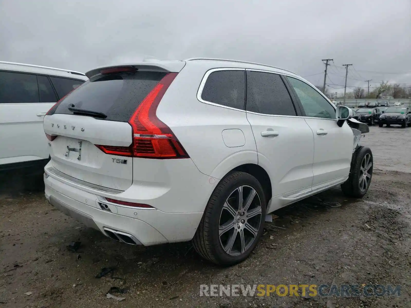 4 Photograph of a damaged car YV4102RL8L1589744 VOLVO XC60 2020