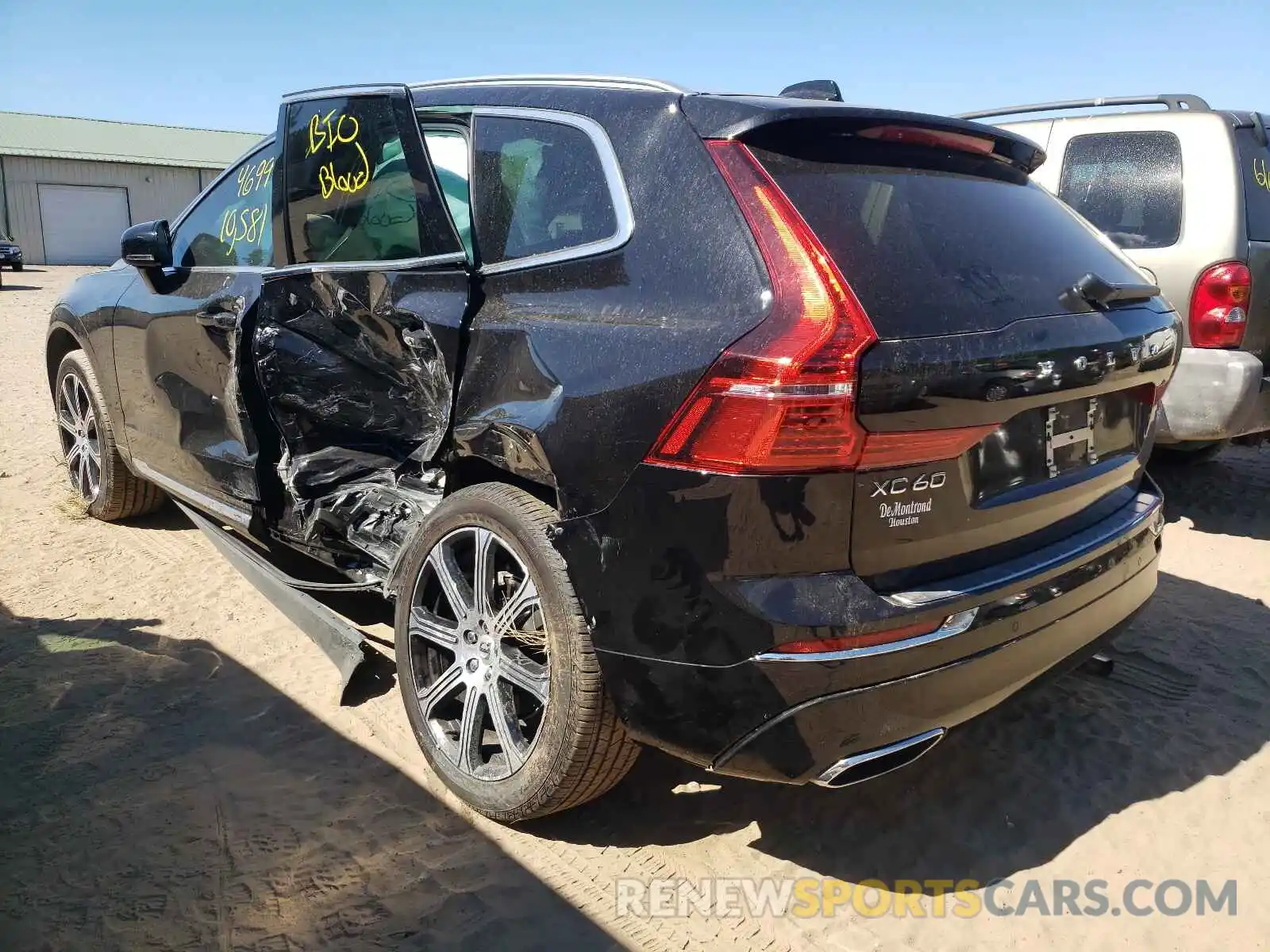 3 Photograph of a damaged car YV4102RL9L1526037 VOLVO XC60 2020