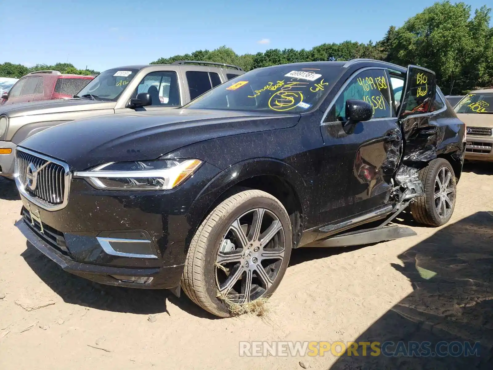 9 Photograph of a damaged car YV4102RL9L1526037 VOLVO XC60 2020