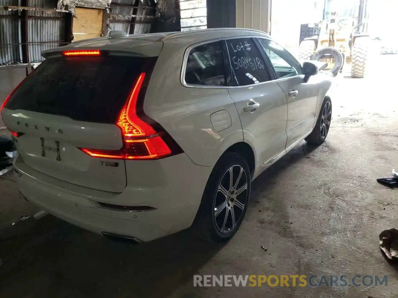 4 Photograph of a damaged car YV4102RLXL1534695 VOLVO XC60 2020