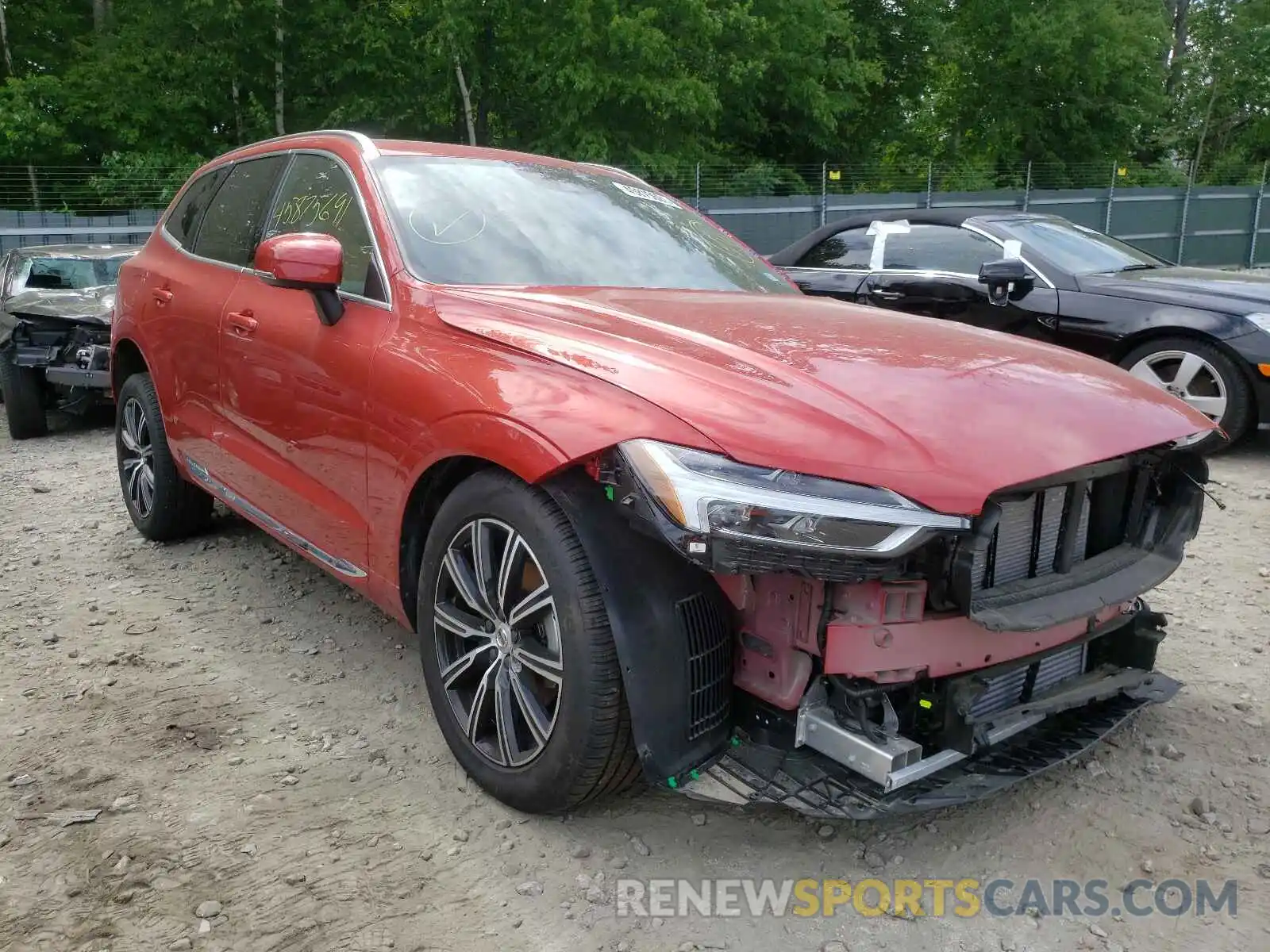 1 Photograph of a damaged car YV4102RLXL1555451 VOLVO XC60 2020