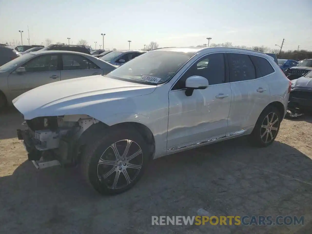 1 Photograph of a damaged car YV4102RLXL1570421 VOLVO XC60 2020