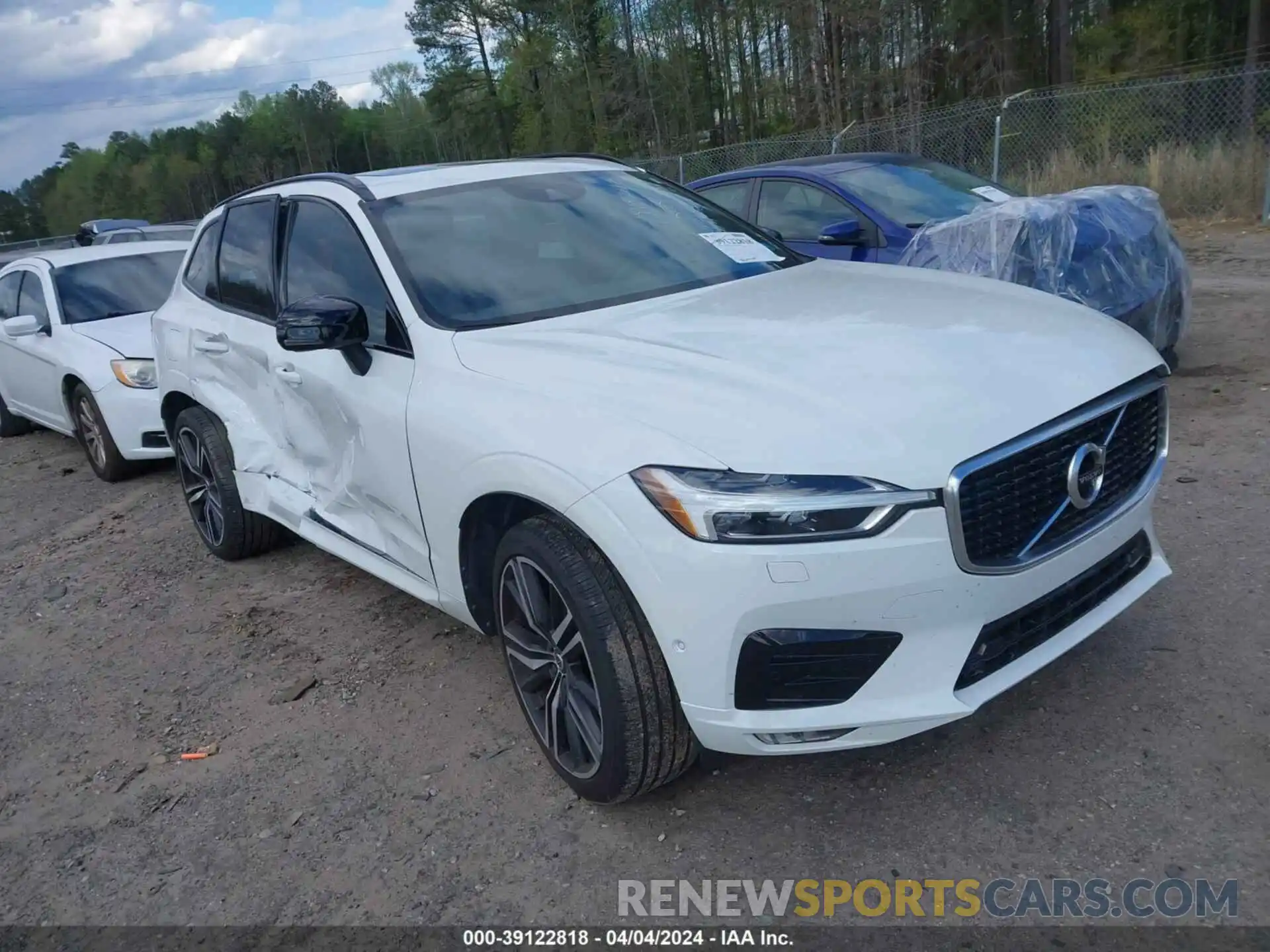 1 Photograph of a damaged car YV4102RM0L1589195 VOLVO XC60 2020