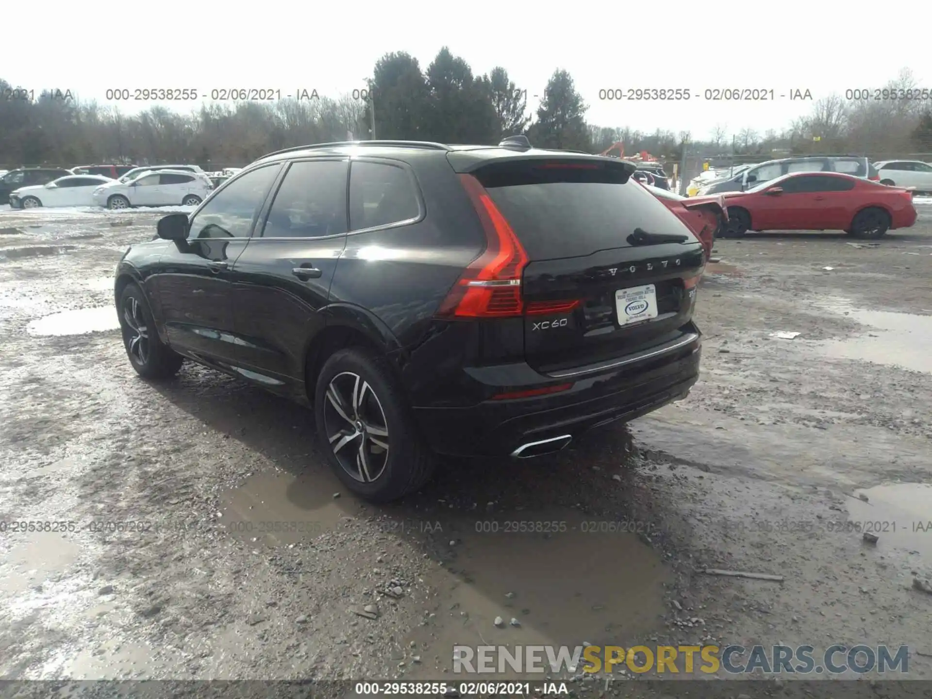 3 Photograph of a damaged car YV4102RM6L1418015 VOLVO XC60 2020