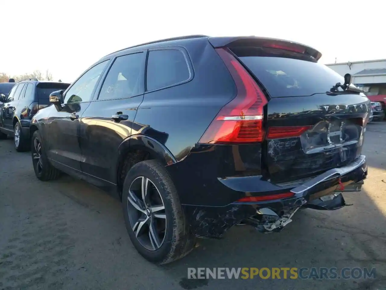 3 Photograph of a damaged car YV4102RM7L1411235 VOLVO XC60 2020