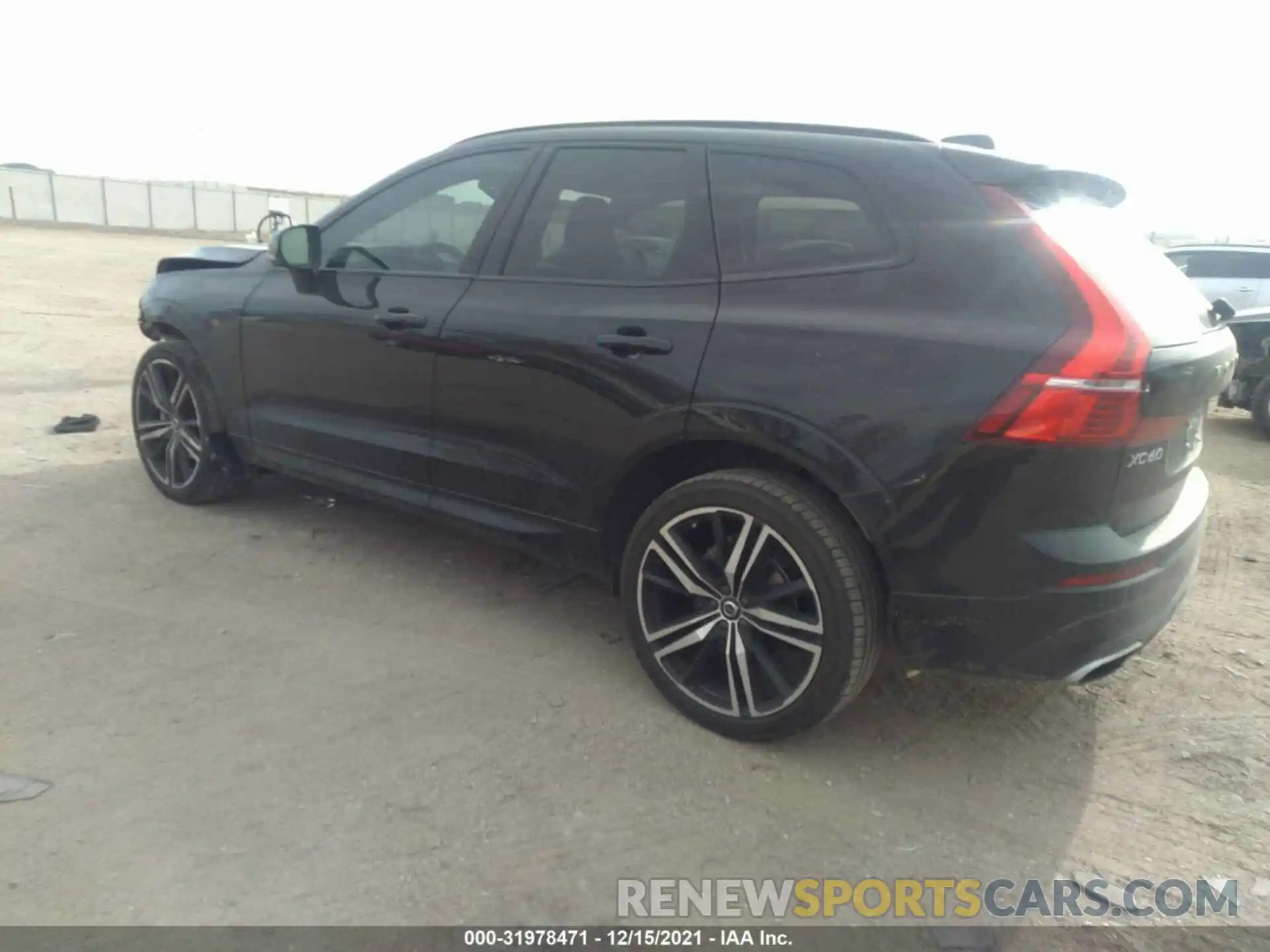 3 Photograph of a damaged car YV4102RM7L1507950 VOLVO XC60 2020