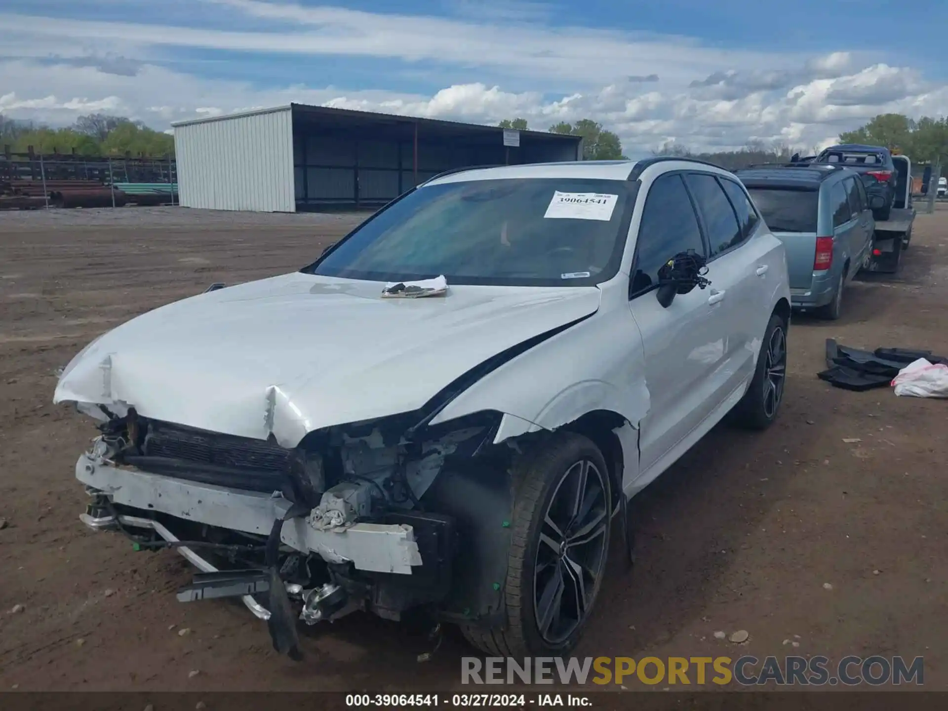 2 Photograph of a damaged car YV4102RM8L1598047 VOLVO XC60 2020