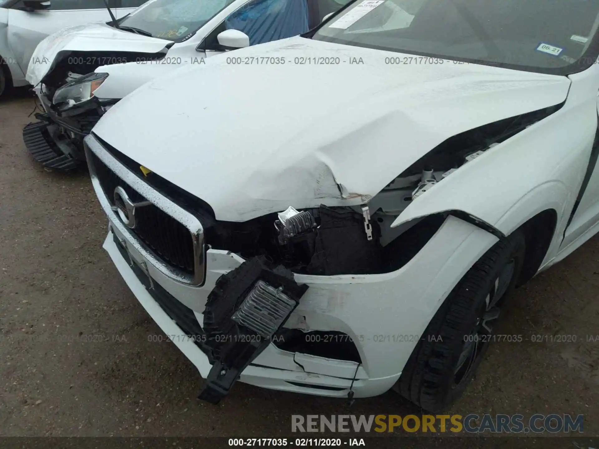 6 Фотография поврежденного автомобиля YV4A22RK0L1410565 VOLVO XC60 2020