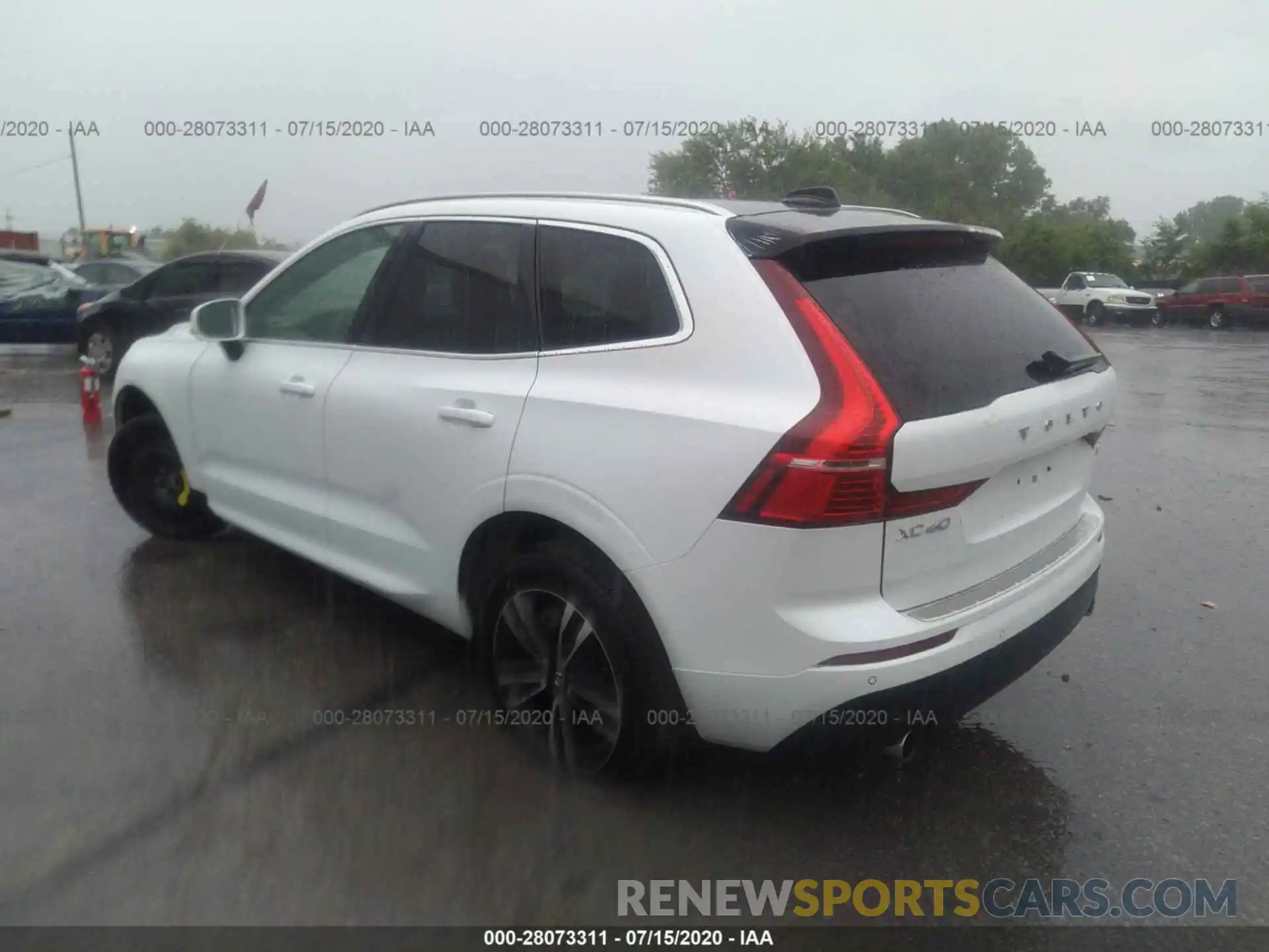 3 Photograph of a damaged car YV4A22RK2L1454177 VOLVO XC60 2020