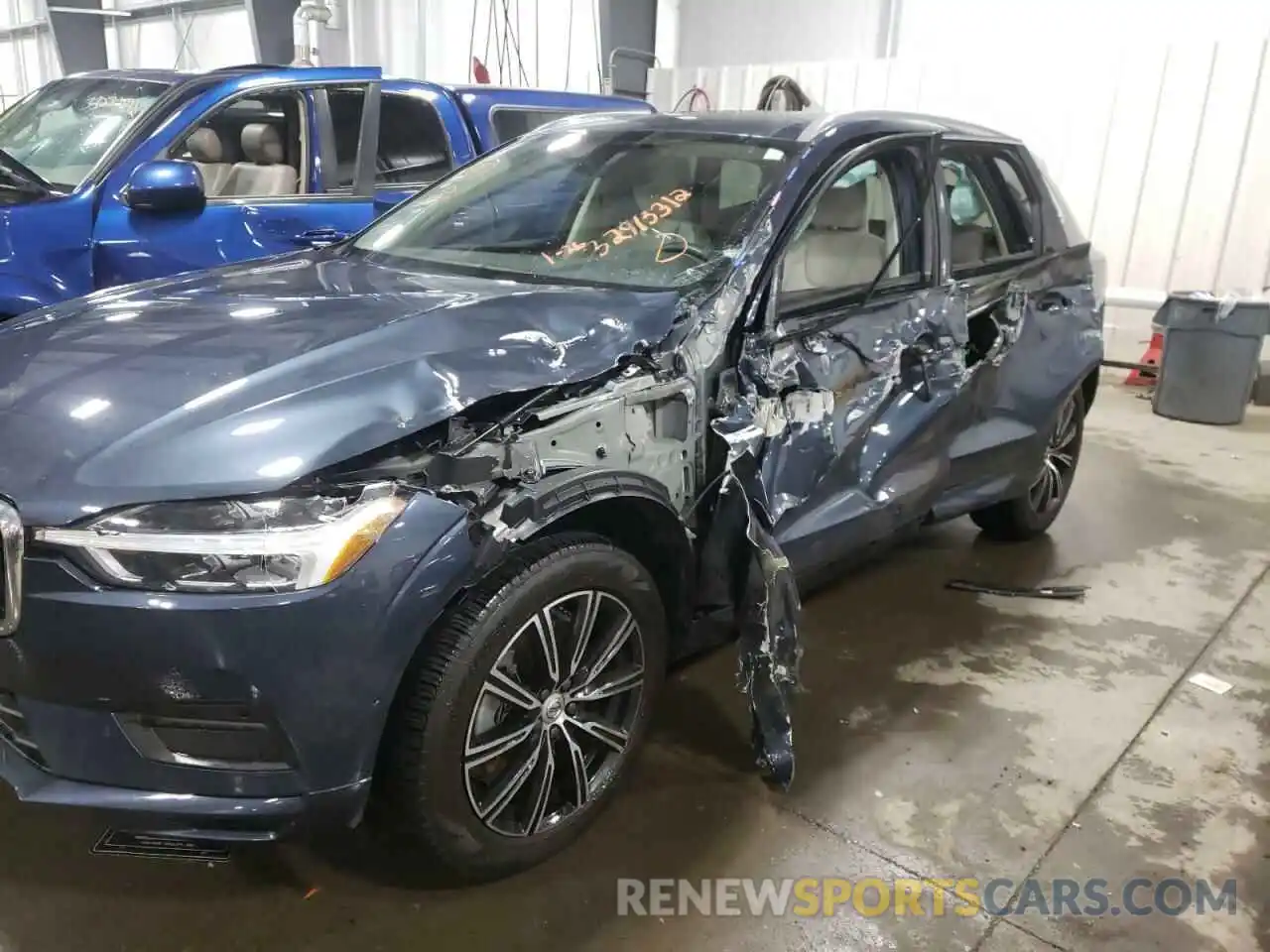 9 Photograph of a damaged car YV4A22RK3L1539013 VOLVO XC60 2020