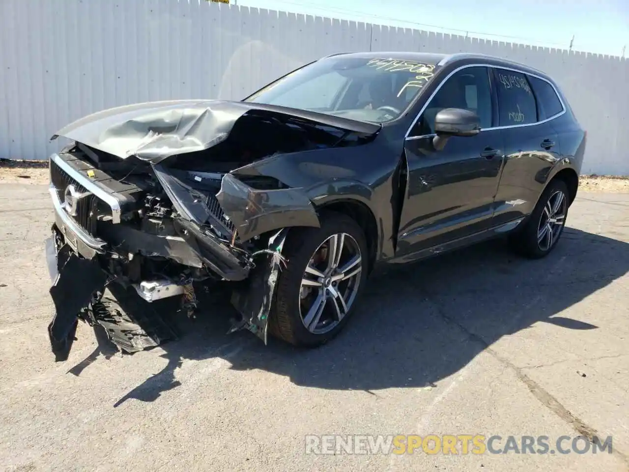 2 Photograph of a damaged car YV4A22RK4L1571596 VOLVO XC60 2020