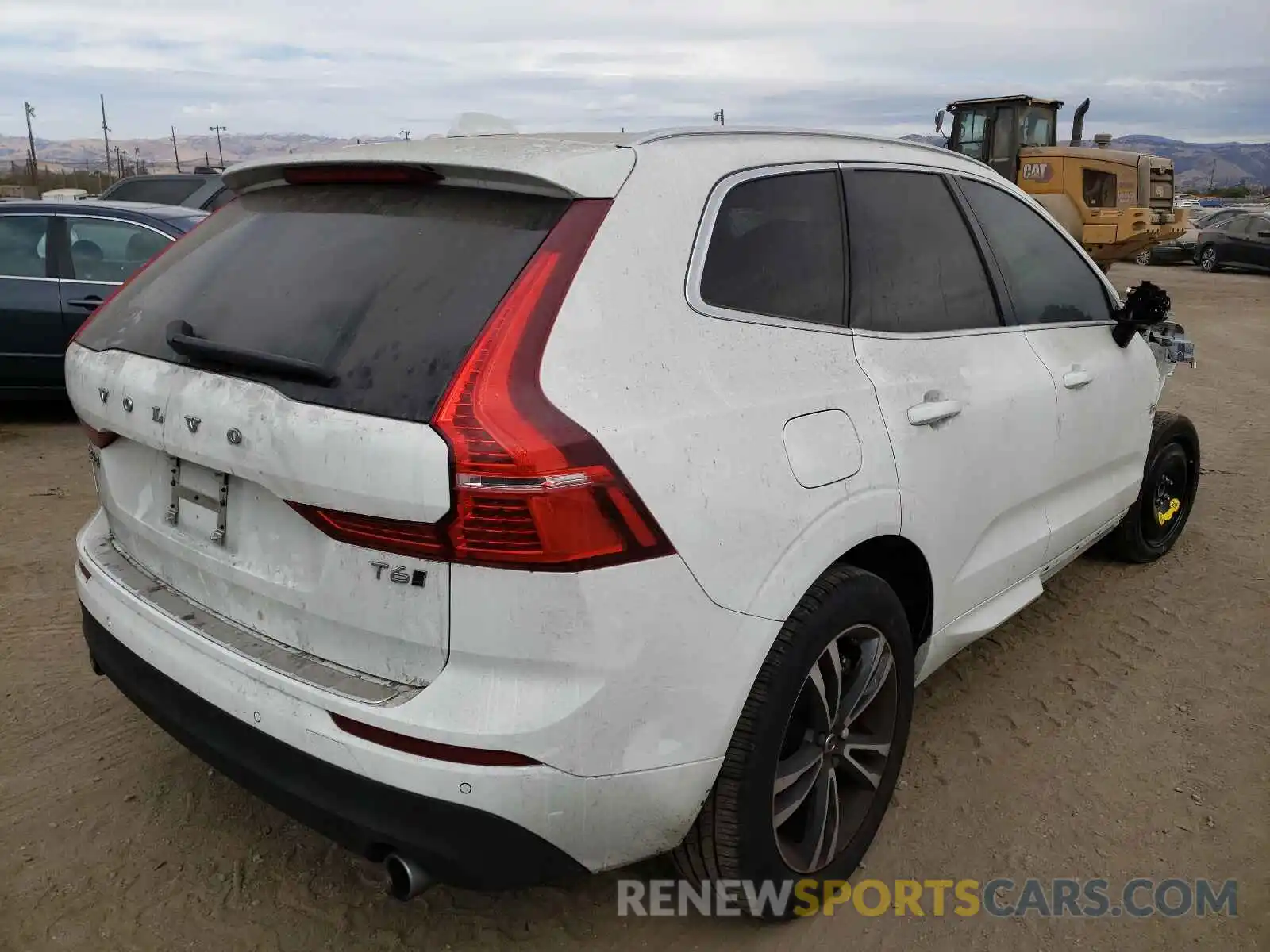 4 Фотография поврежденного автомобиля YV4A22RK5L1601673 VOLVO XC60 2020