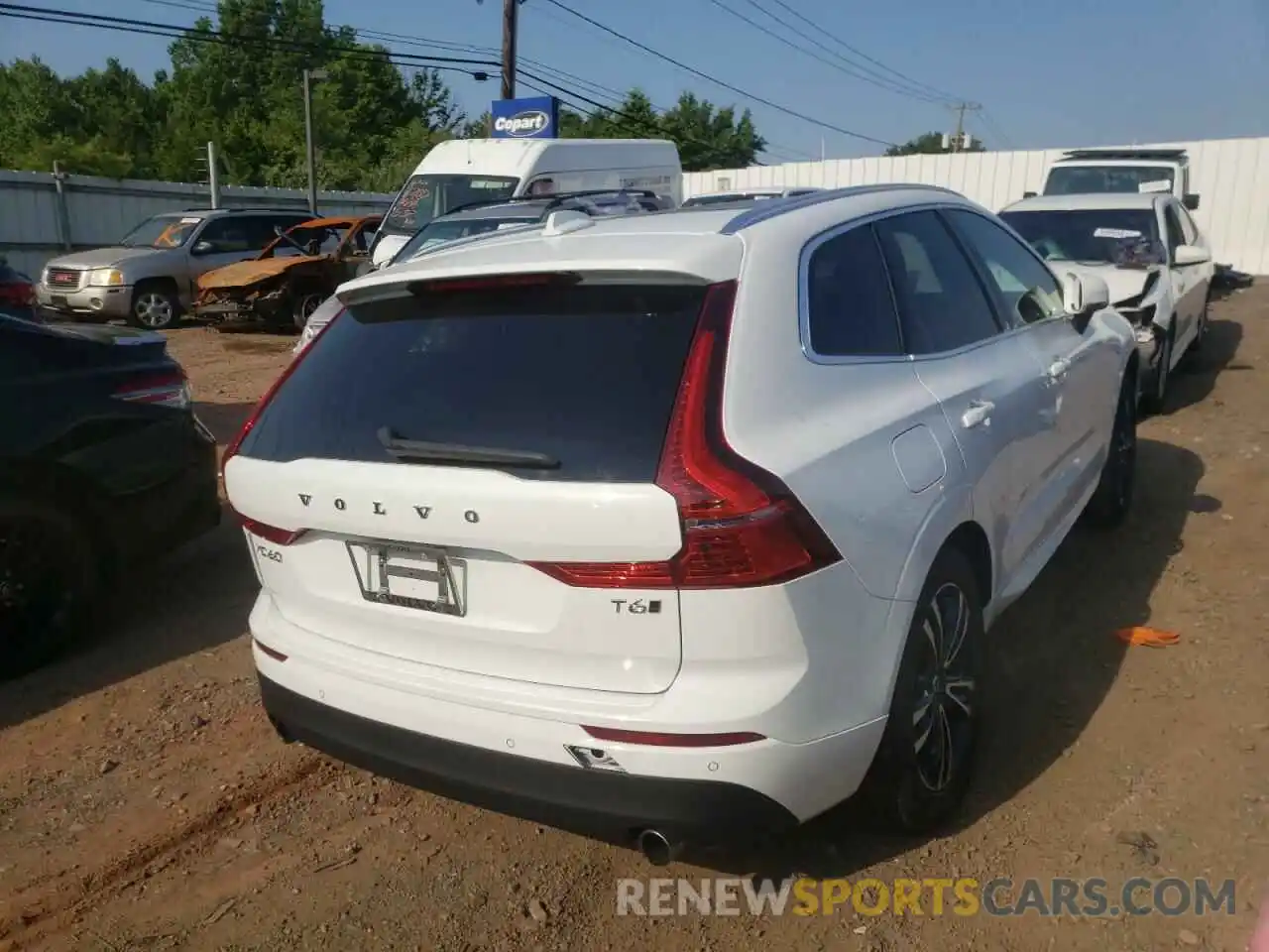 4 Photograph of a damaged car YV4A22RK6L1410750 VOLVO XC60 2020