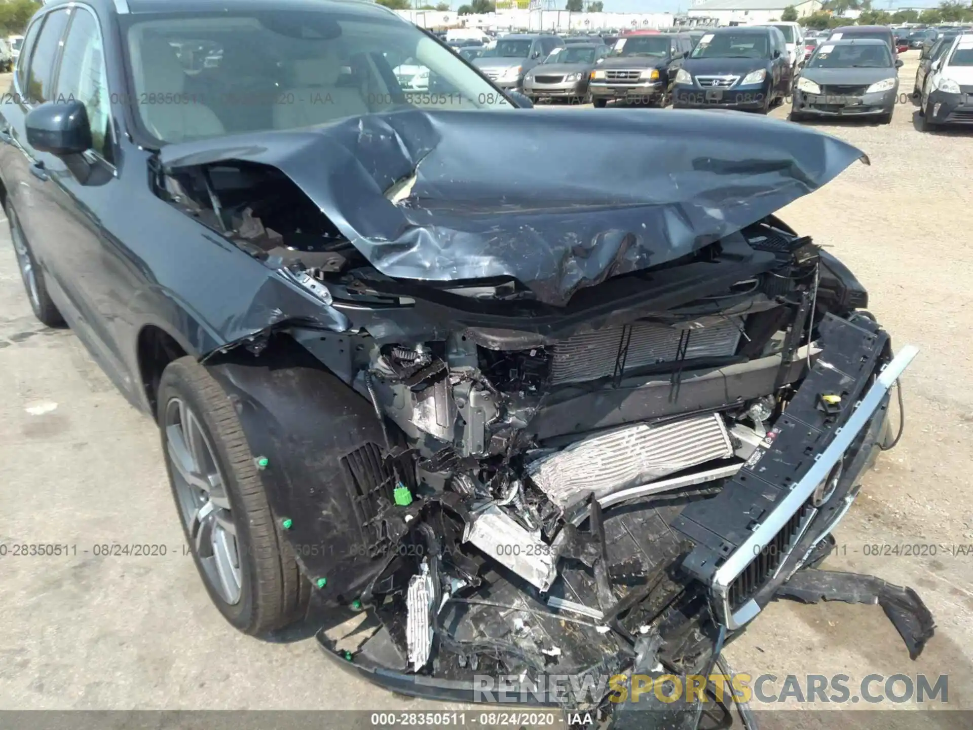 6 Photograph of a damaged car YV4A22RK8L1482842 VOLVO XC60 2020