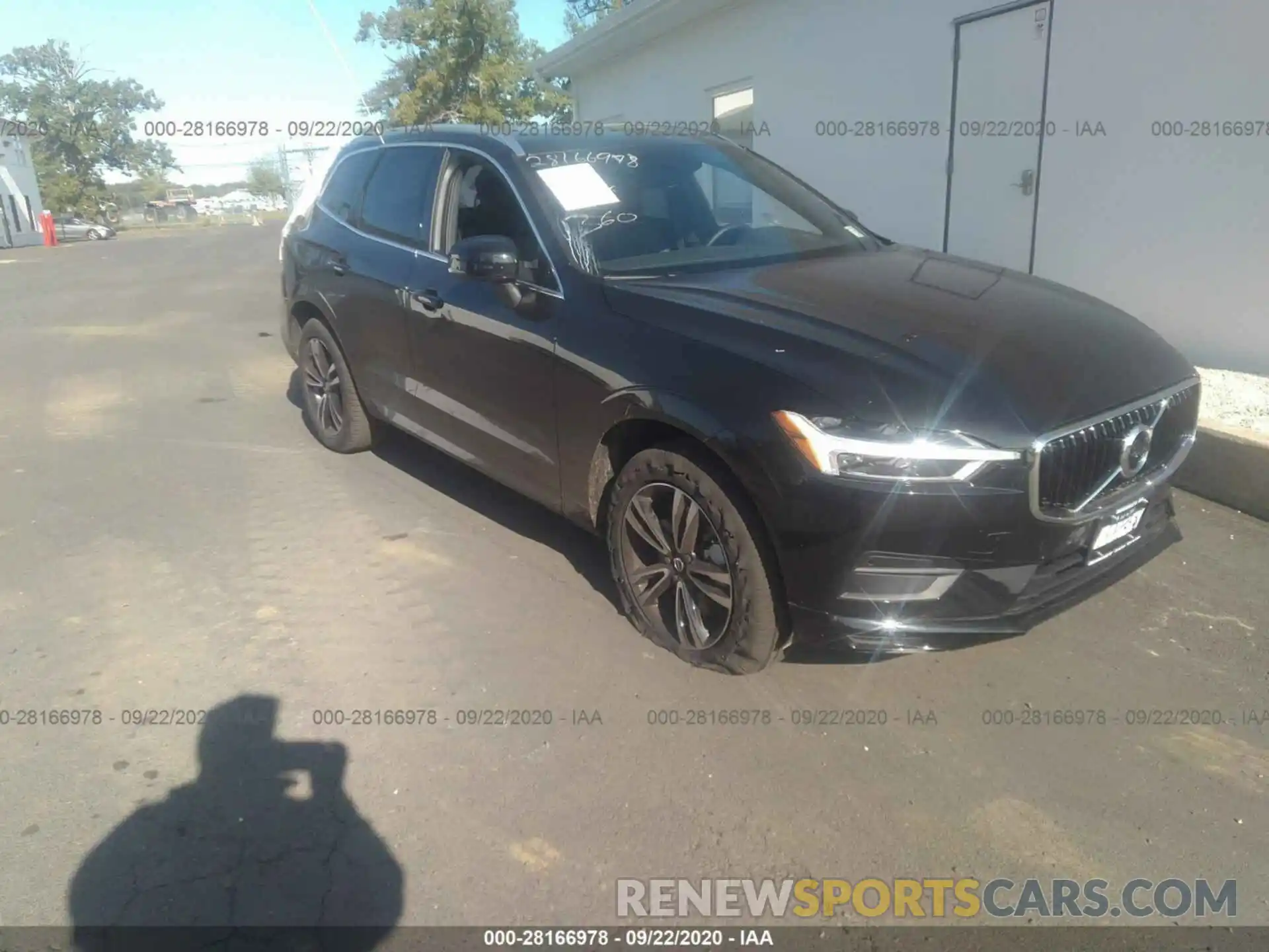 1 Photograph of a damaged car YV4A22RKXL1549358 VOLVO XC60 2020