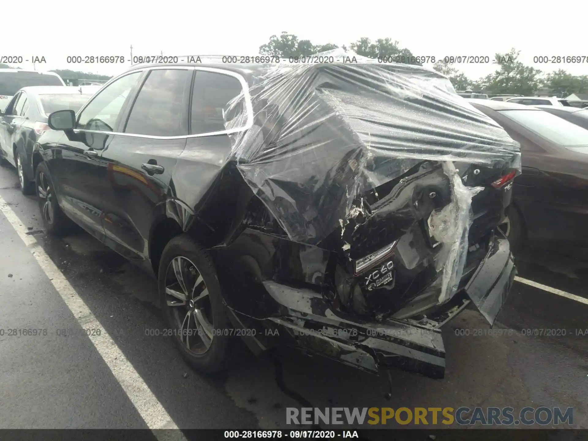 14 Photograph of a damaged car YV4A22RKXL1549358 VOLVO XC60 2020