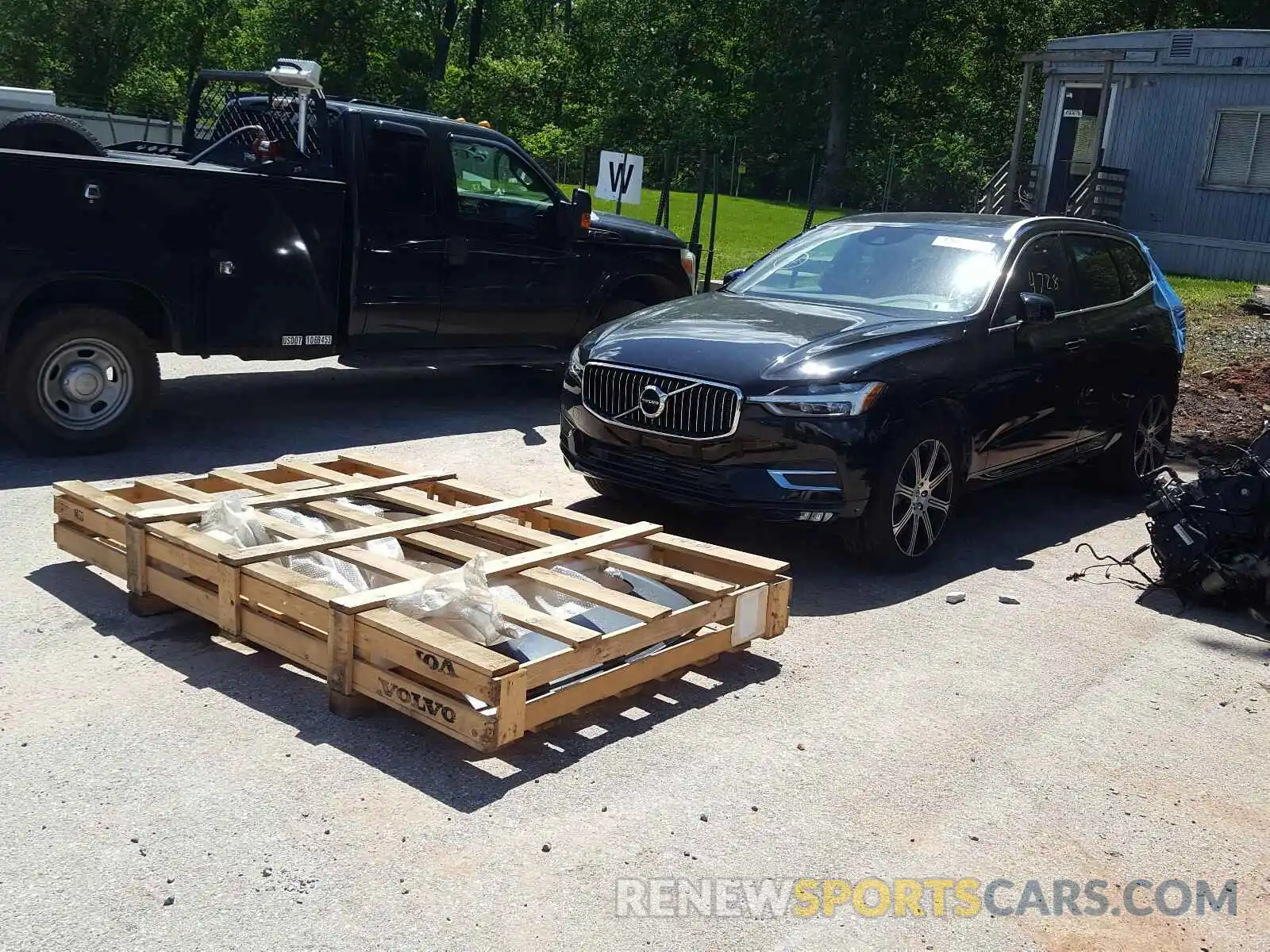 2 Фотография поврежденного автомобиля YV4A22RL1L1425620 VOLVO XC60 2020