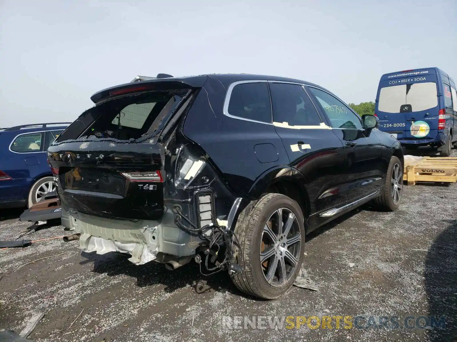 4 Фотография поврежденного автомобиля YV4A22RL1L1425620 VOLVO XC60 2020