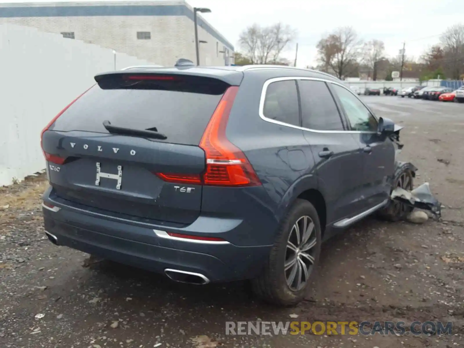 4 Photograph of a damaged car YV4A22RL2L1425092 VOLVO XC60 2020